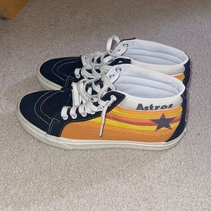 ASTROS VANS 🔥